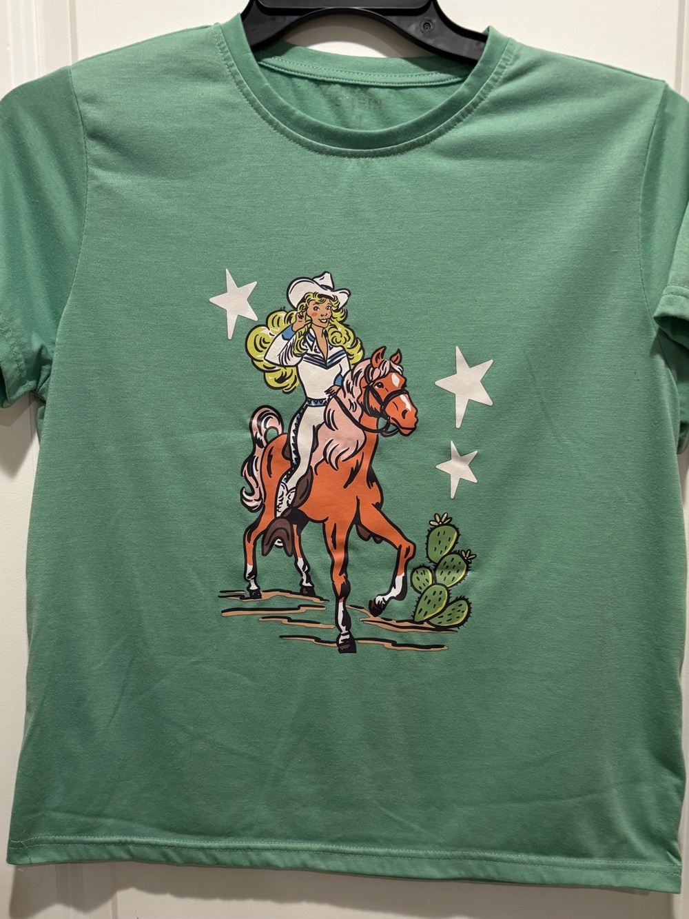Woman’s Green Western Graphic Cowboy Tee SZ-MED